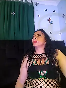 AlexaNovoa  online show from April 2026 01:43:01 AM