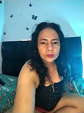 AlexaNovoa  online show from January 2026 01:20:01 AM