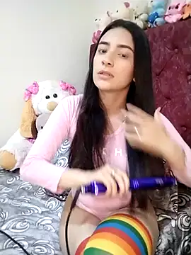 Snapshot of HOLY_DOLL chatting on March 2025 05:23:01 PM HOLY DOLL online show from March 2025 05:23:01 PM