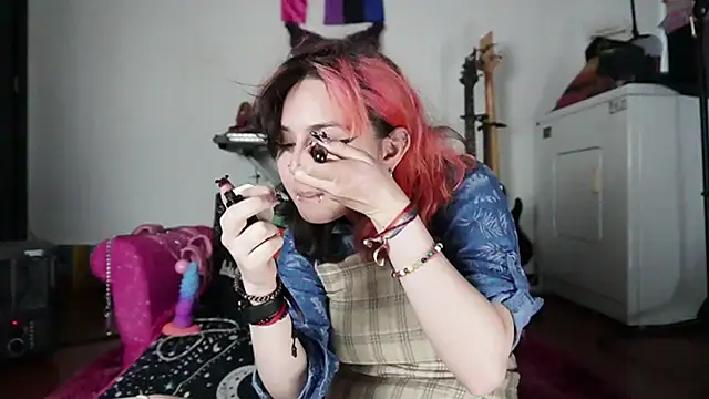 Devil And Princess online show from September 2025 08:37:01 PM