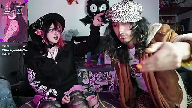 Snapshot of Devil_And_Princess chatting on February 2026 04:02:02 AM Devil And Princess online show from February 2026 04:02:02 AM