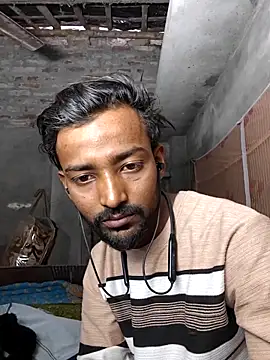 India HOT23 online show from December 2025 04:47:02 AM