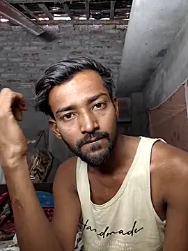 India HOT23 online show from December 2025 04:50:01 AM