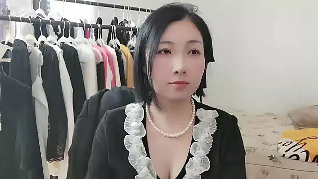 Snapshot of Rachel-6600 chatting on January 2026 01:53:01 AM Rachel-6600 online show from January 2026 01:53:01 AM