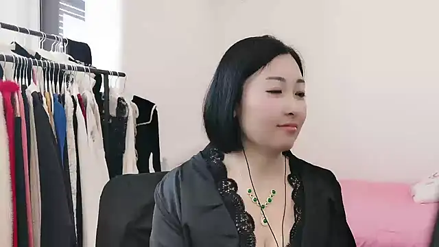 Rachel-6600 online show from April 2026 02:06:01 AM