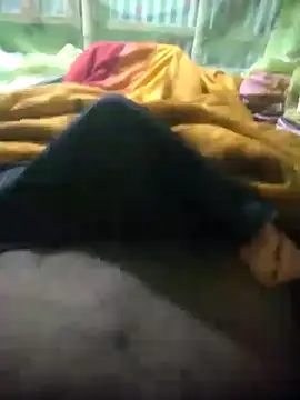 Snapshot of Suvo77Midnight chatting on November 2025 05:28:02 PM Suvo77Midnight online show from November 2025 05:28:02 PM