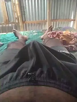 Snapshot of Suvo77Midnight chatting on September 2025 10:22:01 AM Suvo77Midnight online show from September 2025 10:22:01 AM