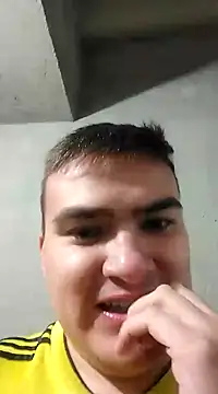 Snapshot of Andy-rtg chatting on March 2025 01:28:01 AM Andy-rtg online show from March 2025 01:28:01 AM