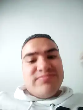 Snapshot of Andy-rtg chatting on March 2025 04:12:02 PM Andy-rtg online show from March 2025 04:12:02 PM