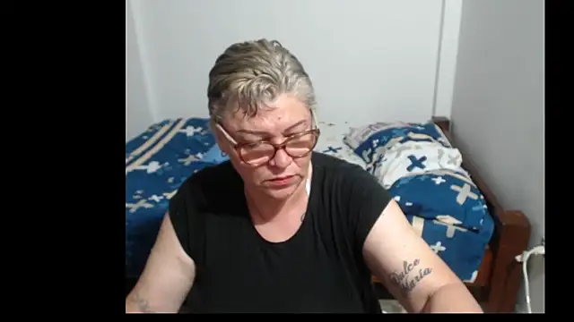 Olgahunder online show from February 2026 08:43:01 PM