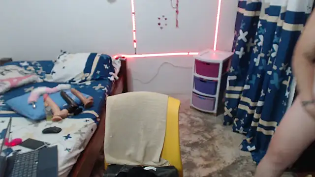 Olgahunder online show from March 2026 05:07:02 AM