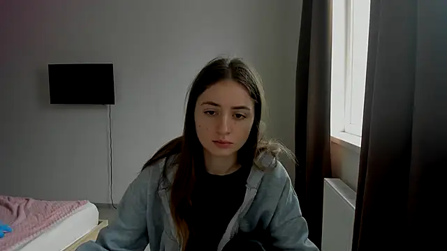 Snapshot of LilyHaart chatting on November 2025 12:17:02 PM LilyHaart online show from November 2025 12:17:02 PM