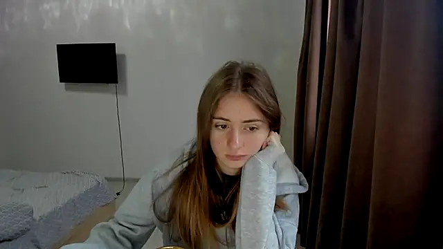 Snapshot of LilyHaart chatting on October 2025 04:36:02 AM LilyHaart online show from October 2025 04:36:02 AM