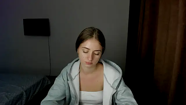 Snapshot of LilyHaart chatting on September 2025 05:37:01 PM LilyHaart online show from September 2025 05:37:01 PM