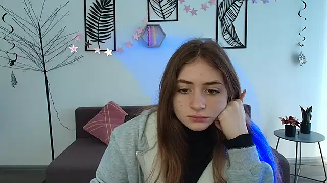 Snapshot of LilyHaart chatting on March 2025 06:30:01 AM LilyHaart online show from March 2025 06:30:01 AM