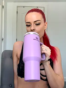 FariBanxOfficial online show from September 2025 11:10:01 AM