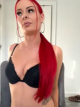 FariBanxOfficial online show from November 2025 02:28:02 PM