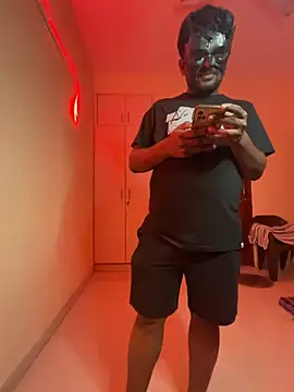 Snapshot of nightlife__12 chatting on March 2025 06:00:02 PM nightlife 12 online show from March 2025 06:00:02 PM