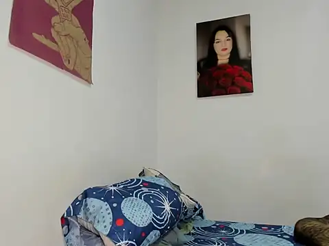 Snapshot of megan_milf79 chatting on October 2025 01:44:02 PM megan milf79 online show from October 2025 01:44:02 PM