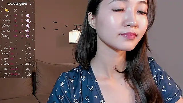 Snapshot of SeulBi chatting on October 2025 12:26:02 PM SeulBi online show from October 2025 12:26:02 PM