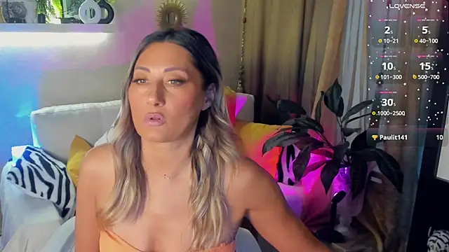 SarahAlluring online show from May 2026 04:17:01 PM
