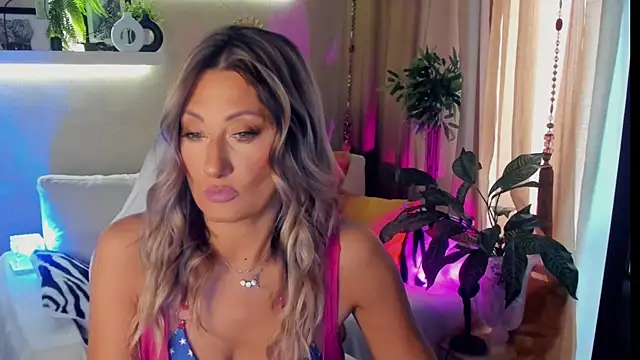 SarahAlluring online show from June 2026 07:26:02 AM