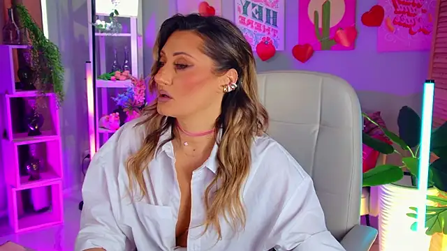 SarahAlluring online show from March 2026 11:55:02 AM