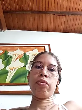 Snapshot of Sexi_girl29 chatting on June 2026 01:27:01 PM Sexi girl29 online show from June 2026 01:27:01 PM