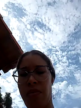 Sexi girl29 online show from April 2026 01:37:01 PM