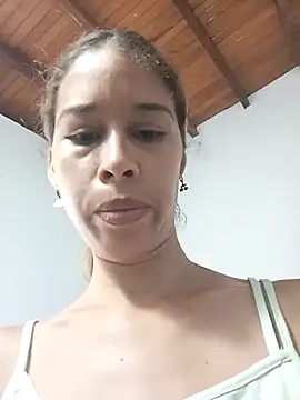 Snapshot of Sexi_girl29 chatting on June 2026 02:45:01 PM Sexi girl29 online show from June 2026 02:45:01 PM