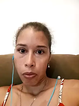 Snapshot of Sexi_girl29 chatting on October 2025 12:34:02 AM Sexi girl29 online show from October 2025 12:34:02 AM