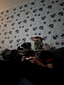 ThePython666 online show from October 2025 04:33:02 AM