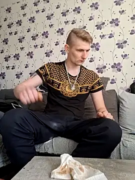 ThePython666 online show from October 2025 10:58:01 AM