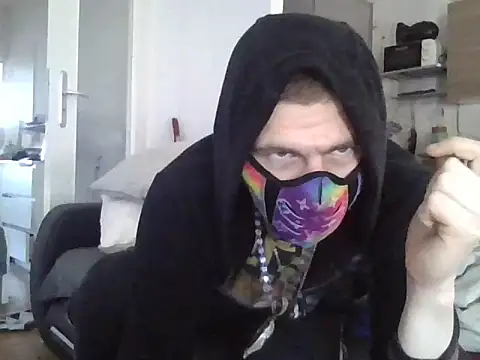 ThePython666 online show from March 2025 12:17:02 PM