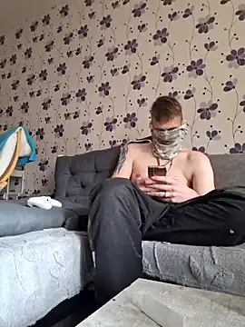 ThePython666 online show from October 2025 09:31:01 AM
