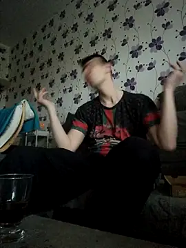 ThePython666 online show from November 2025 02:44:02 PM