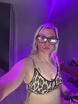 Curvy-Cleo online show from February 2026 09:03:02 PM