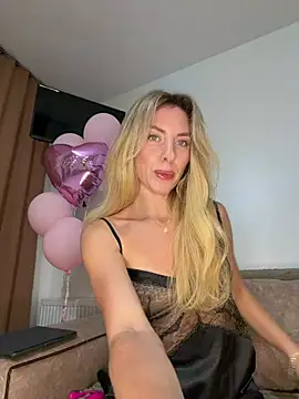VelvetVabe online show from July 2026 07:36:02 PM