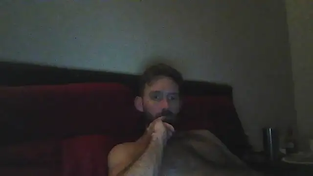 Snapshot of whowantsacreampie chatting on May 2026 12:47:01 PM whowantsacreampie online show from May 2026 12:47:01 PM