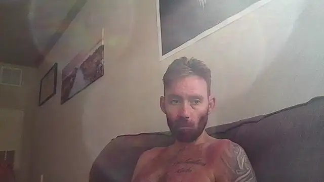 Snapshot of whowantsacreampie chatting on May 2026 09:01:02 PM whowantsacreampie online show from May 2026 09:01:02 PM