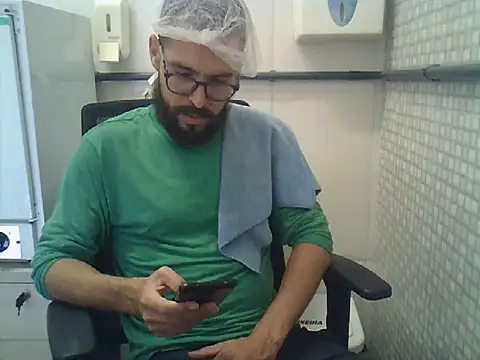 Snapshot of pdasgyn chatting on May 2026 12:57:01 PM pdasgyn online show from May 2026 12:57:01 PM