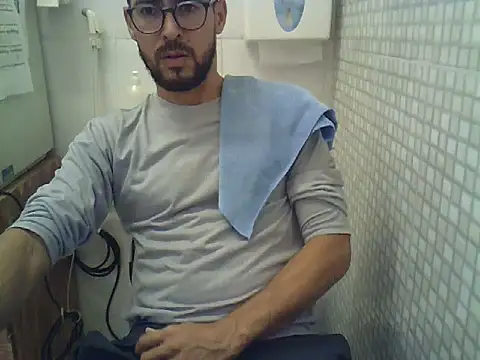 pdasgyn online show from December 2025 01:01:02 PM