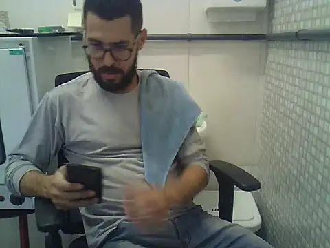 pdasgyn online show from April 2026 05:39:01 PM