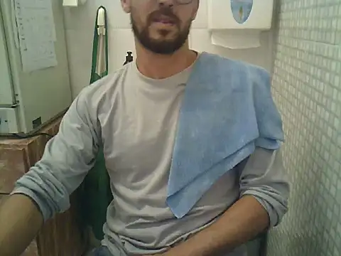 pdasgyn online show from February 2026 06:03:01 PM