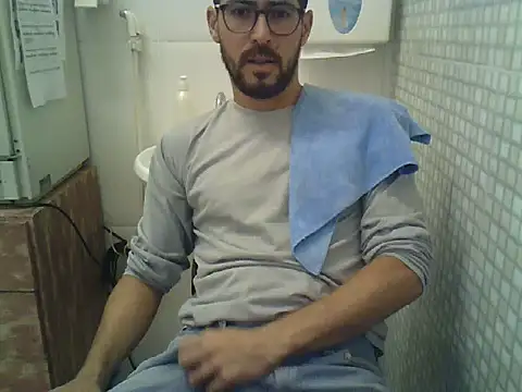 Snapshot of pdasgyn chatting on October 2025 12:50:02 PM pdasgyn online show from October 2025 12:50:02 PM