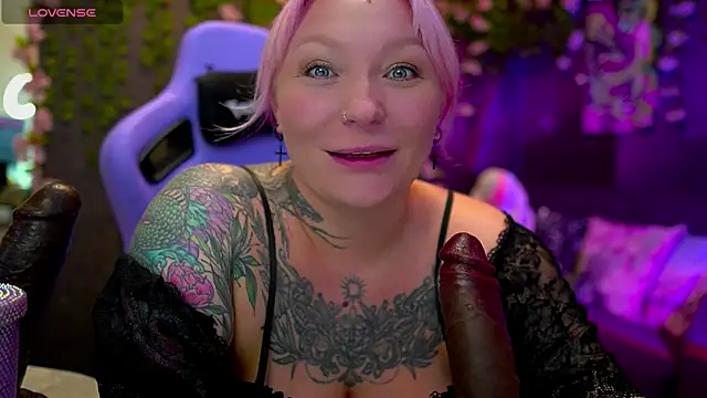 BlackedBarbie online show from September 2025 06:54:02 PM