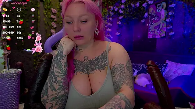 BlackedBarbie online show from November 2025 07:02:02 PM