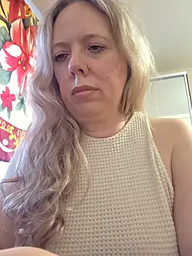 Snapshot of Irina3718 chatting on June 2026 01:42:02 PM Irina3718 online show from June 2026 01:42:02 PM