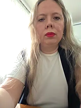 Irina3718 online show from February 2026 11:42:02 AM