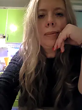 Irina3718 online show from January 2026 10:14:02 PM